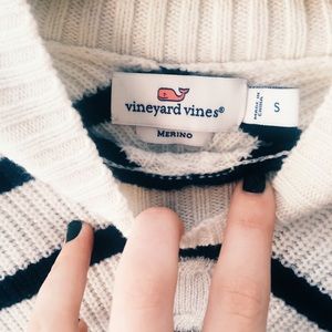 Vineyard Vines Cable Knit Sweater